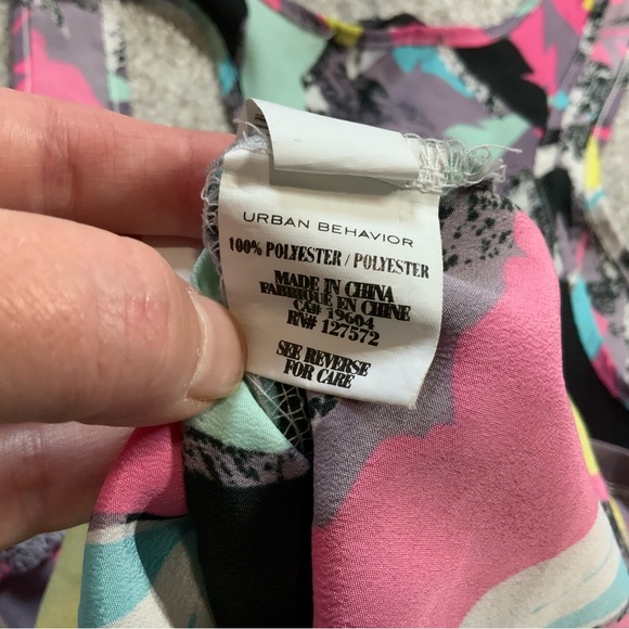 Urban Behavior Edgy Floral Tank - Picture 6 of 6